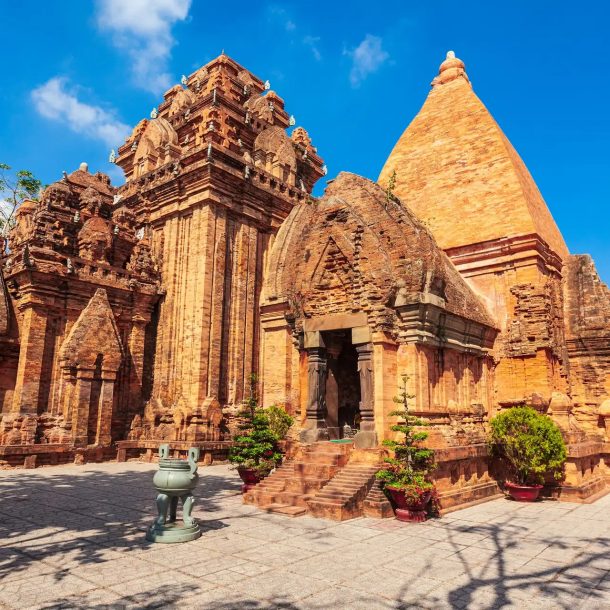Tháp Bà Ponagar